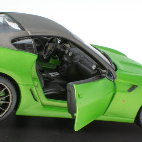 1:24 Hachette Bburago Ferrari Collection Ferrari 599 HY-KERS green 2010 with display