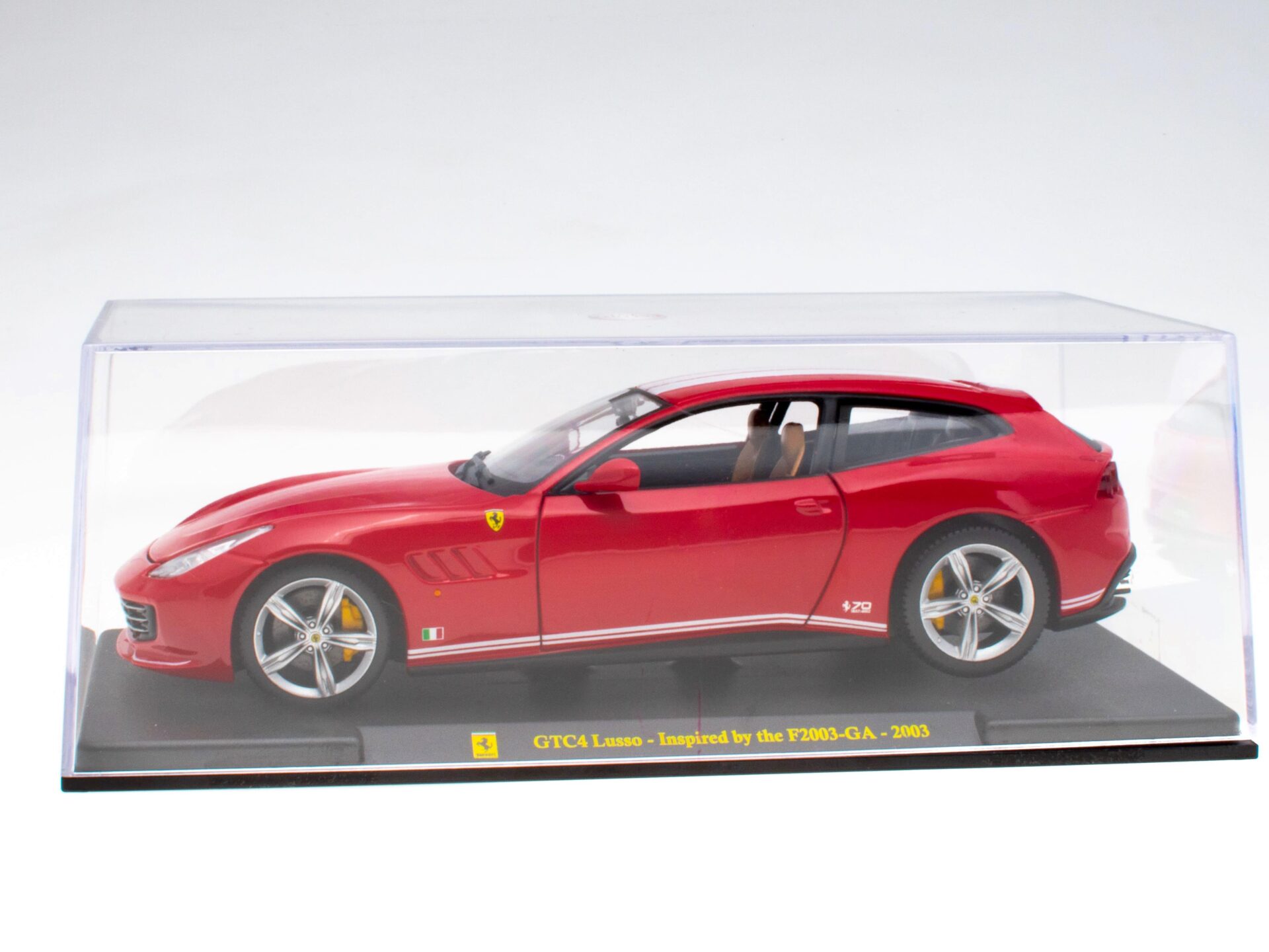 1:24 Hachette Bburago Ferrari Collection Ferrari GTC4 Lusso Inspired by F2003-GA with display