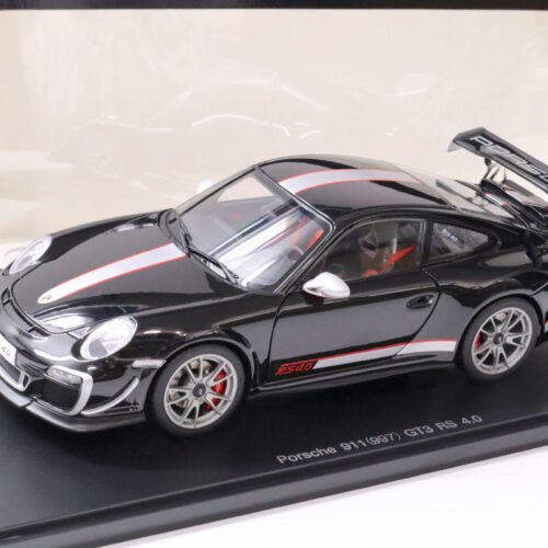 1:18 AUTOart Porsche 911 (997) GT3 RS 4.0 Gloss black/ silver stripe 78146