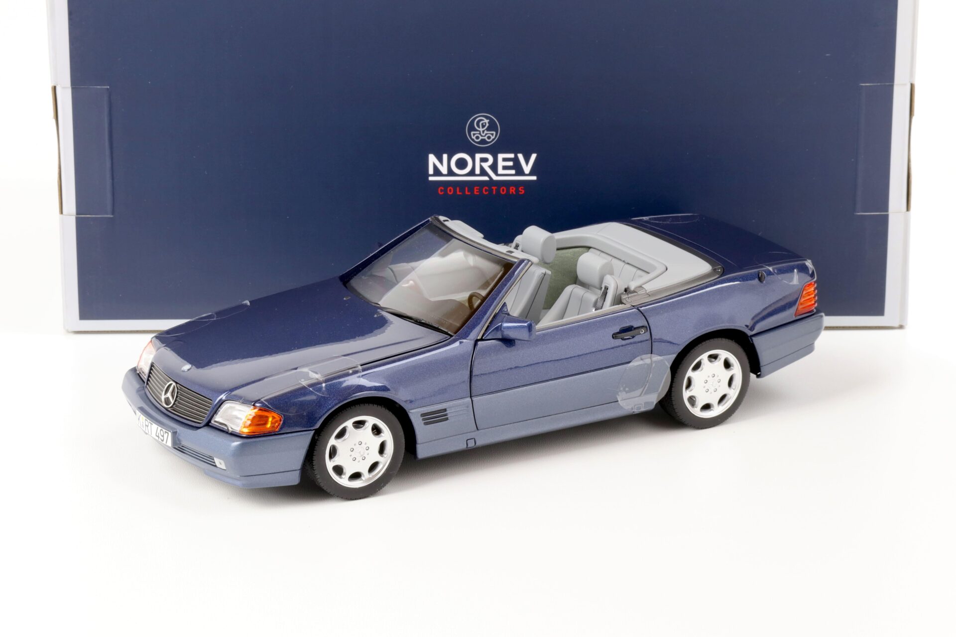 ID 63937 orig.jpg 1:18 Norev Mercedes 500SL Cabriolet R129 blue metallic 1989