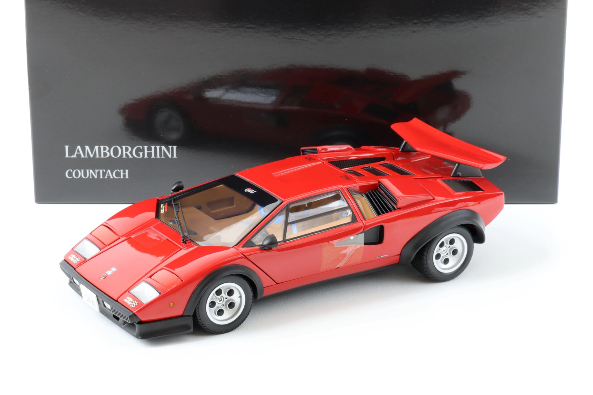 1:18 Kyosho Lamborghini Countach Walter Wolf red/ black 08320A