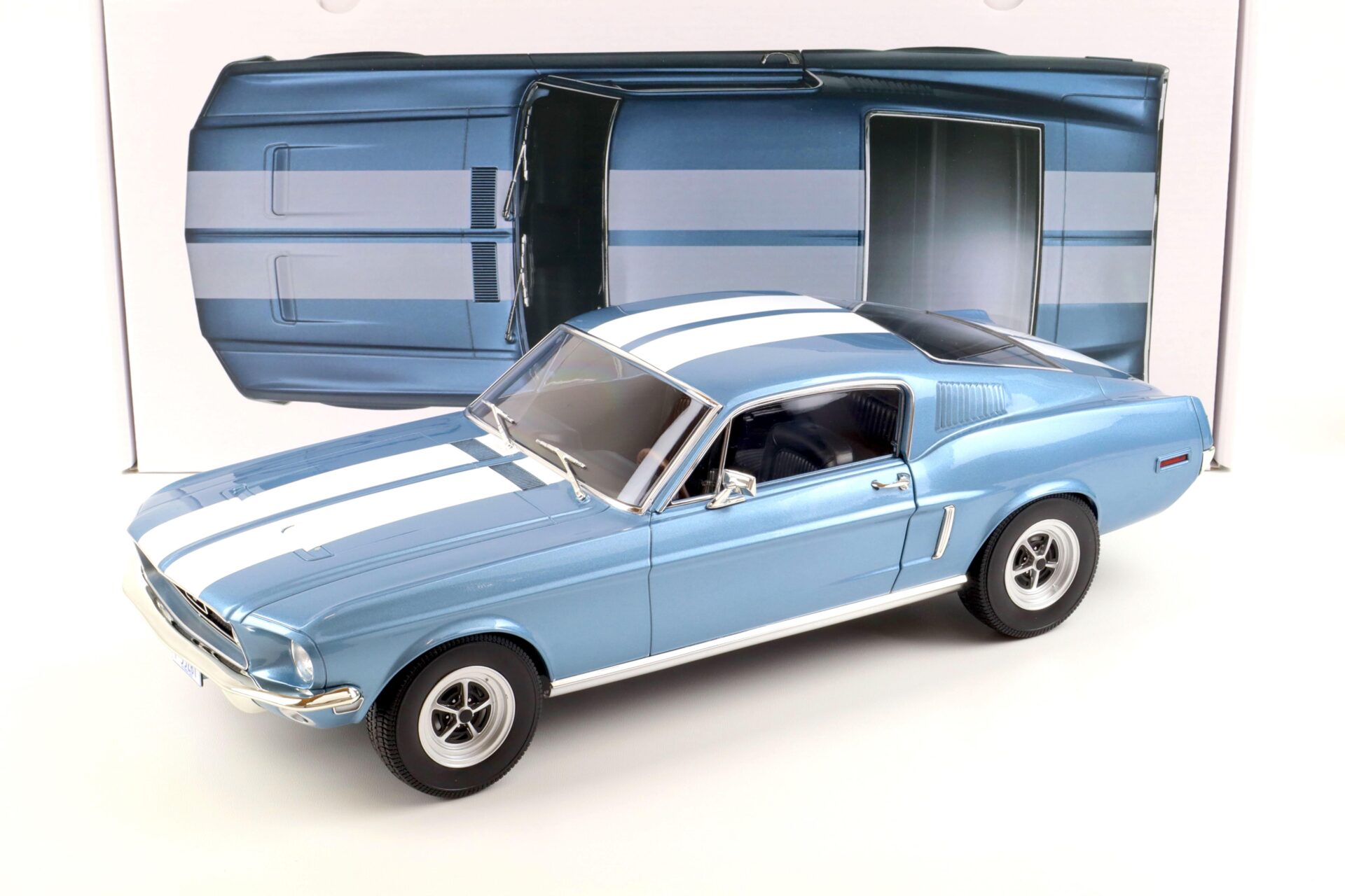 1:12 Norev Ford Mustang Fastback GT 1968 light blue metallic/ white LIMITED EDITION