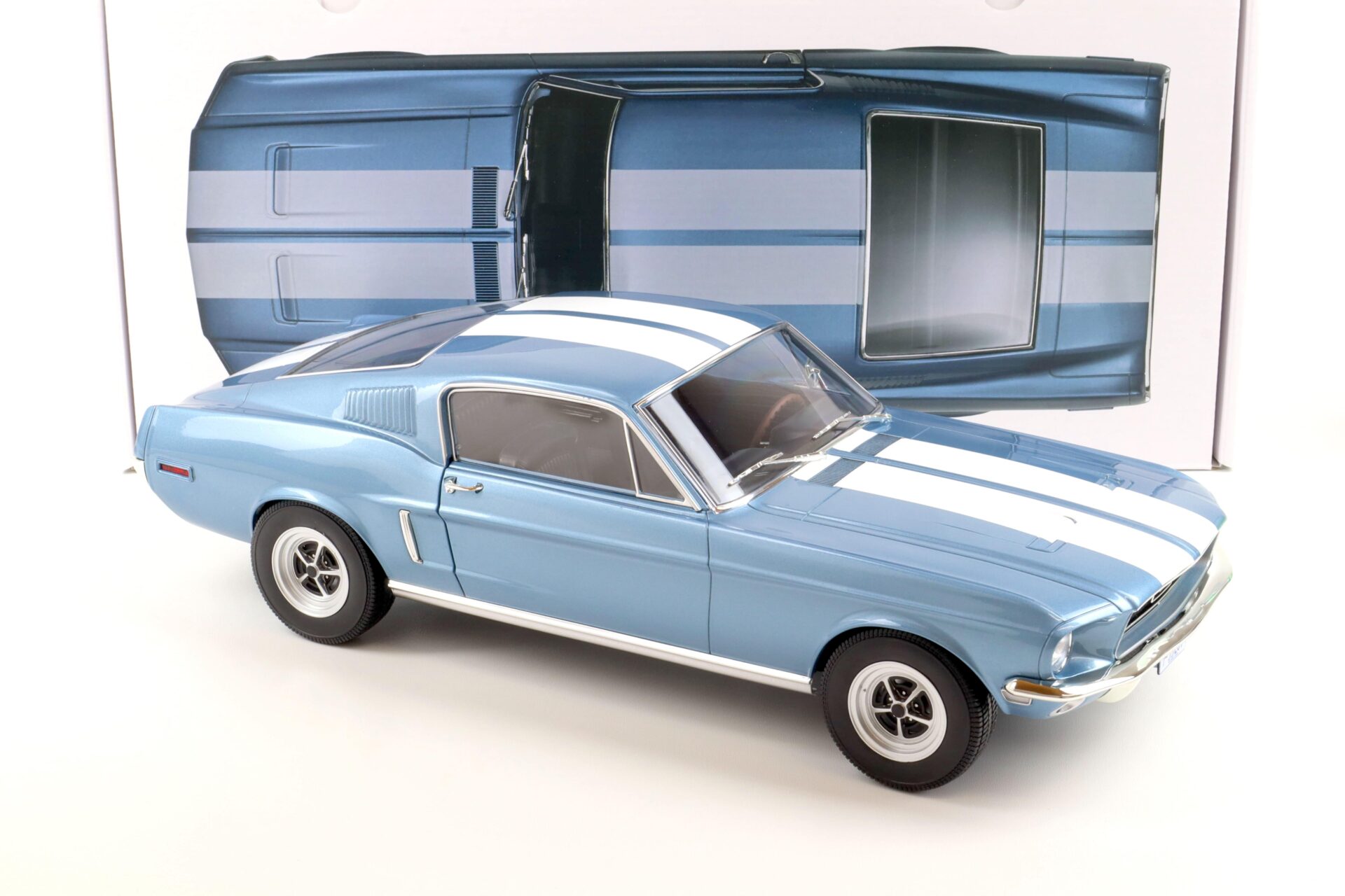 1:12 Norev Ford Mustang Fastback GT 1968 light blue metallic/ white LIMITED EDITION