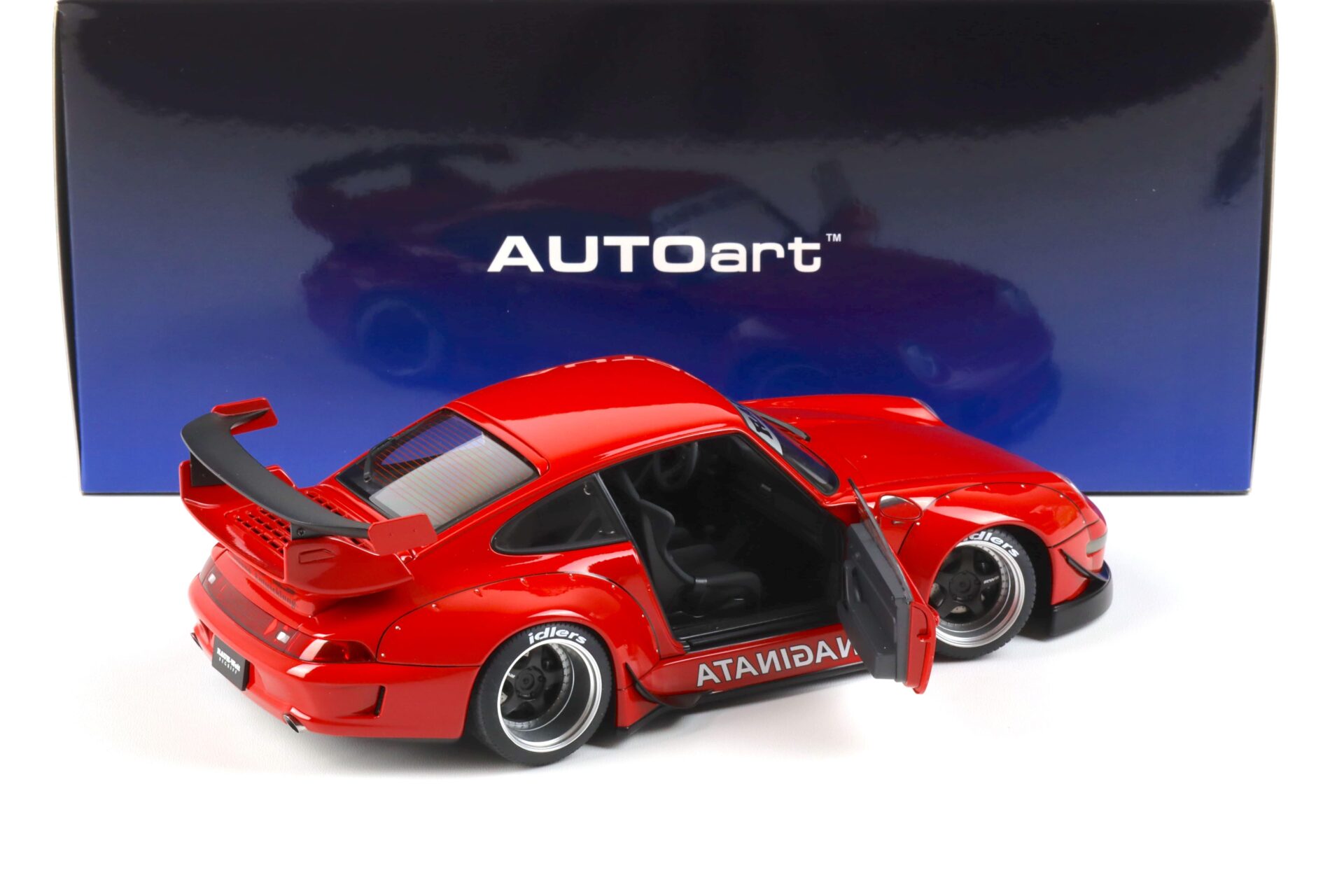 1:18 AUTOart Porsche 911 (993) RWB 993 red/ gun grey wheels