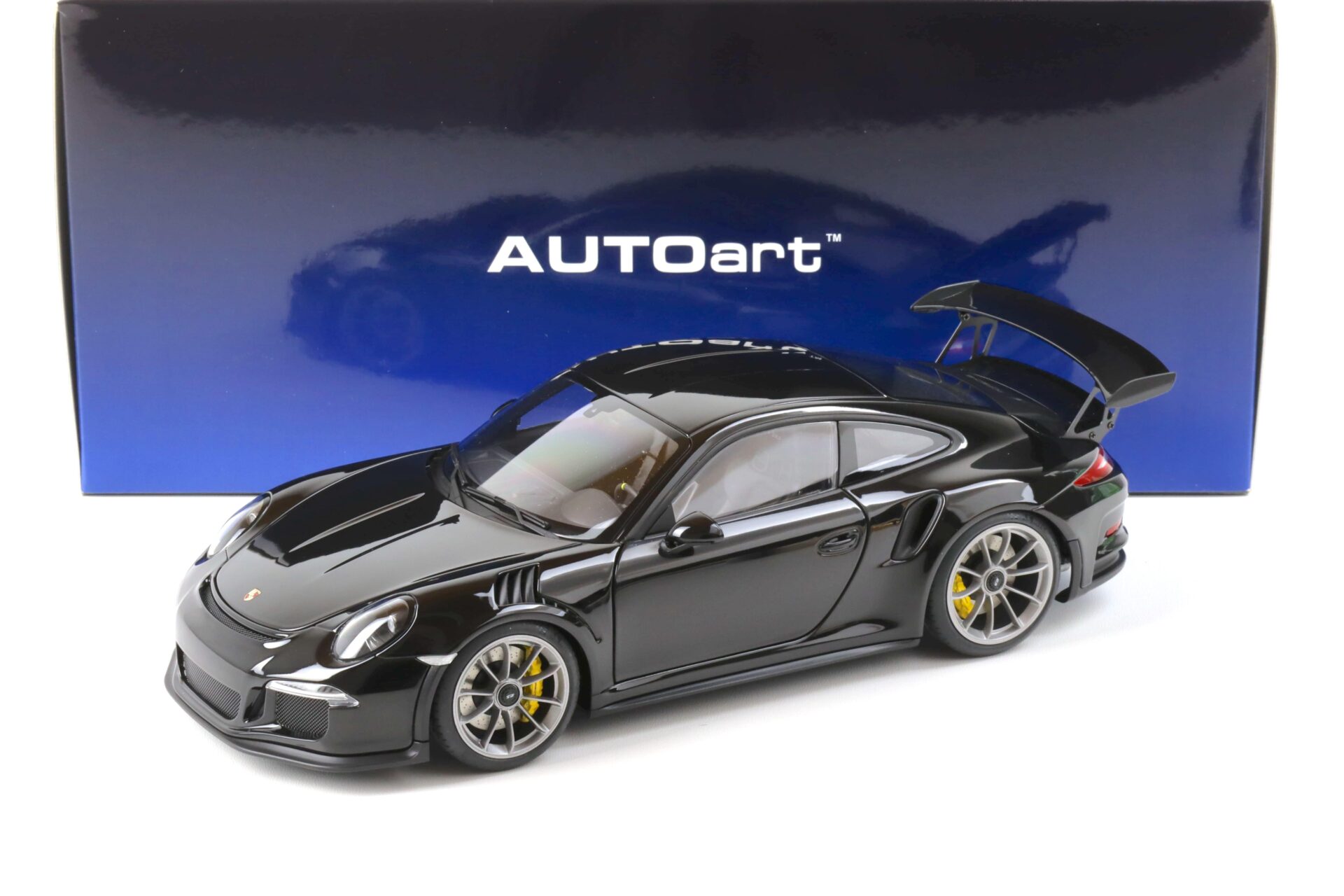 ID 64146 orig 1.jpg 1:18 AUTOart Porsche 911 (991) GT3 RS Gloss black/ grey wheel 2016