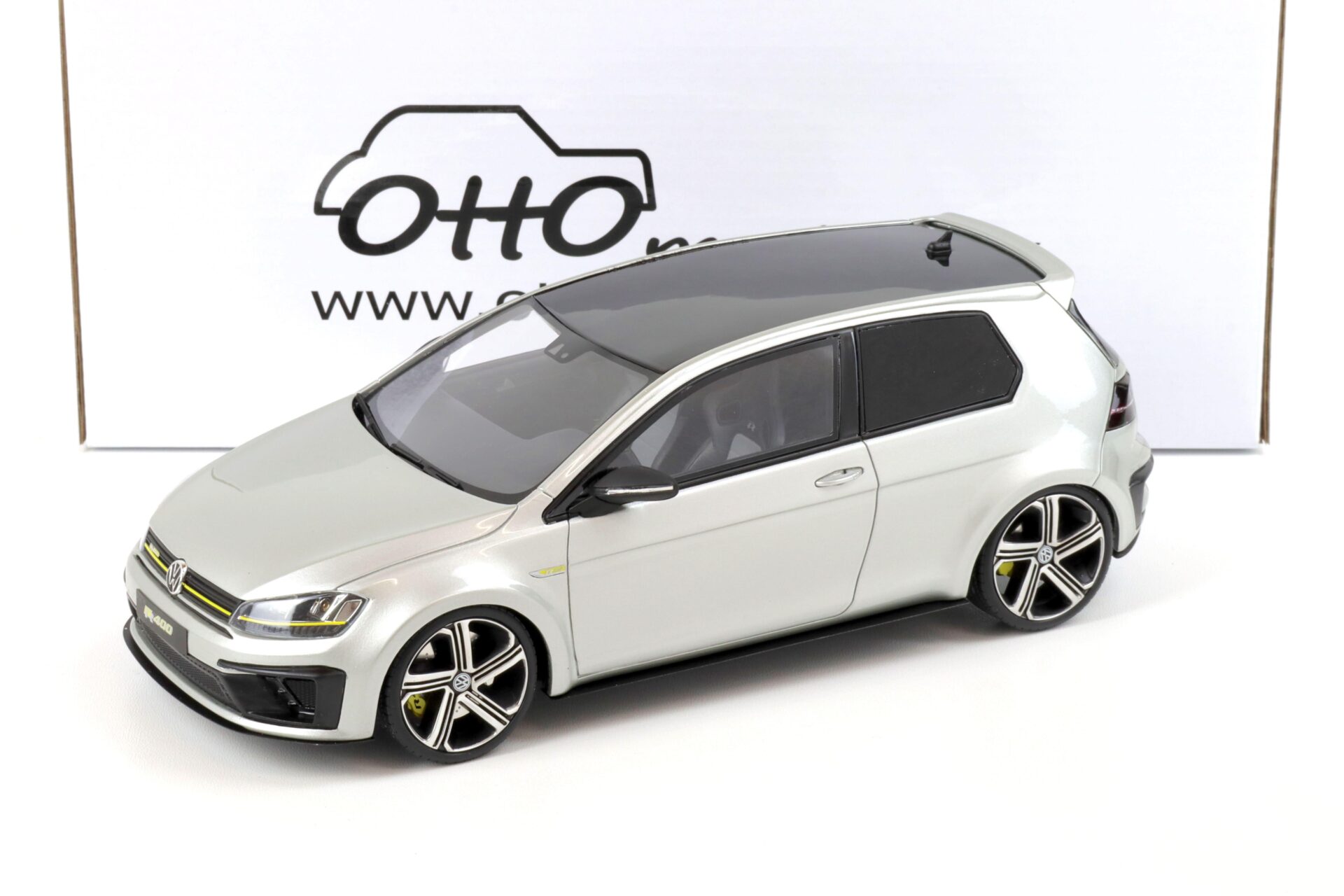 ID 64513 orig.jpg 1:18 OTTO mobile OT925 VW Golf VII 7 R400 Concept silver metallic 2014
