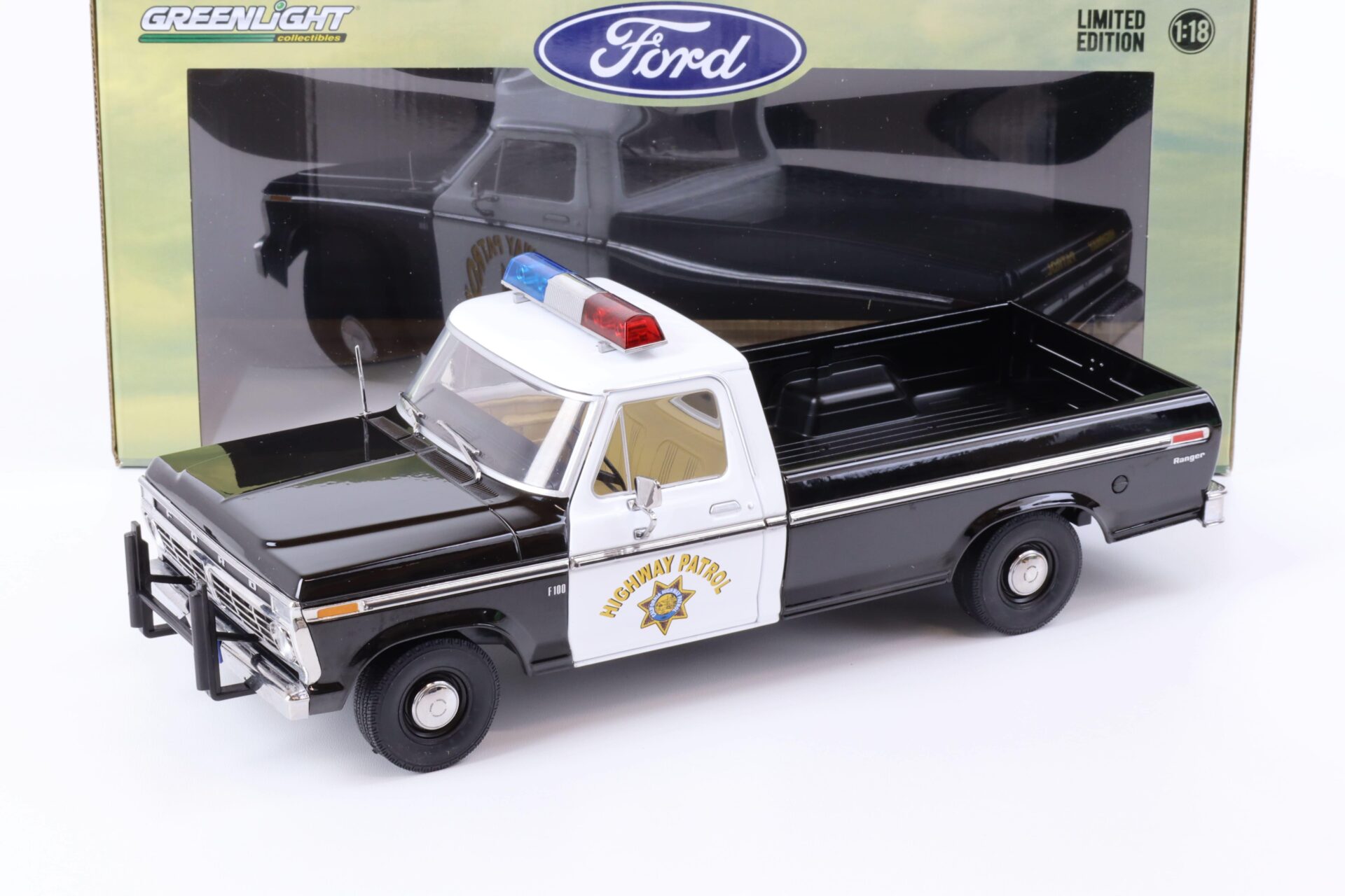 ID 64659 orig.jpg 1:18 Greenlight 1975 Ford F-100 Pick-Up Highway Patrol black/ white