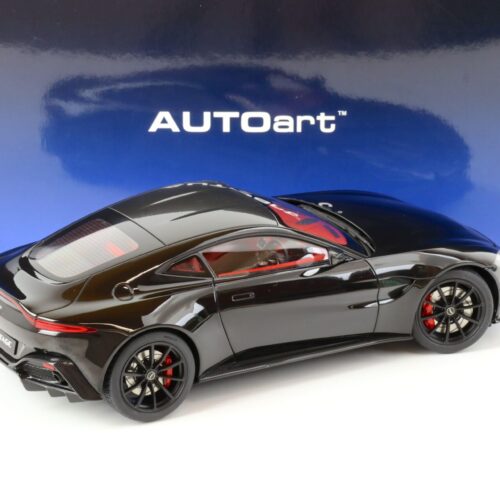 1:18 AUTOart Aston Martin Vantage 2019 Jet black