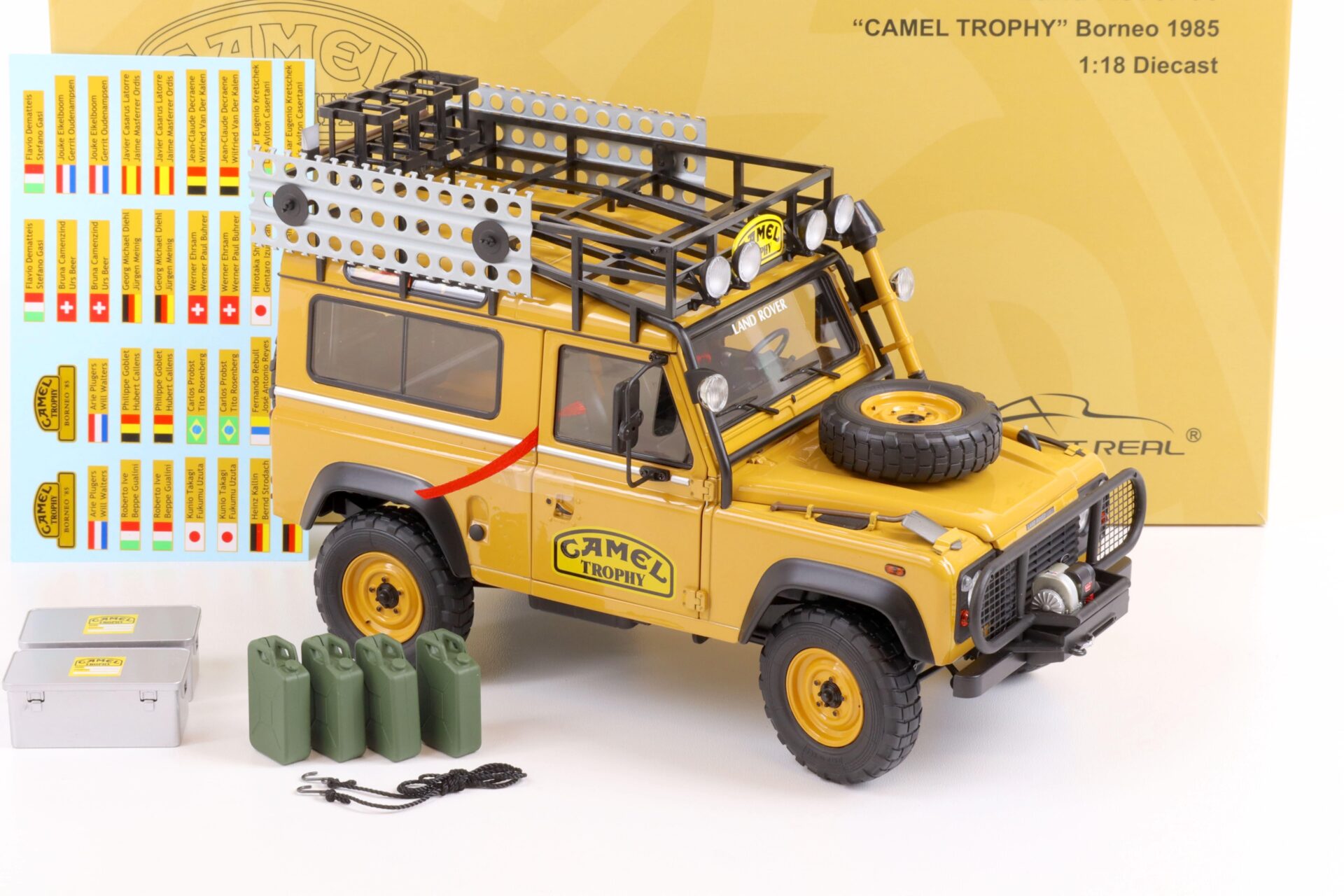 1:18 Almost Real 1985 Land Rover Defender 90 Camel Trophy Borneo Edition 810213
