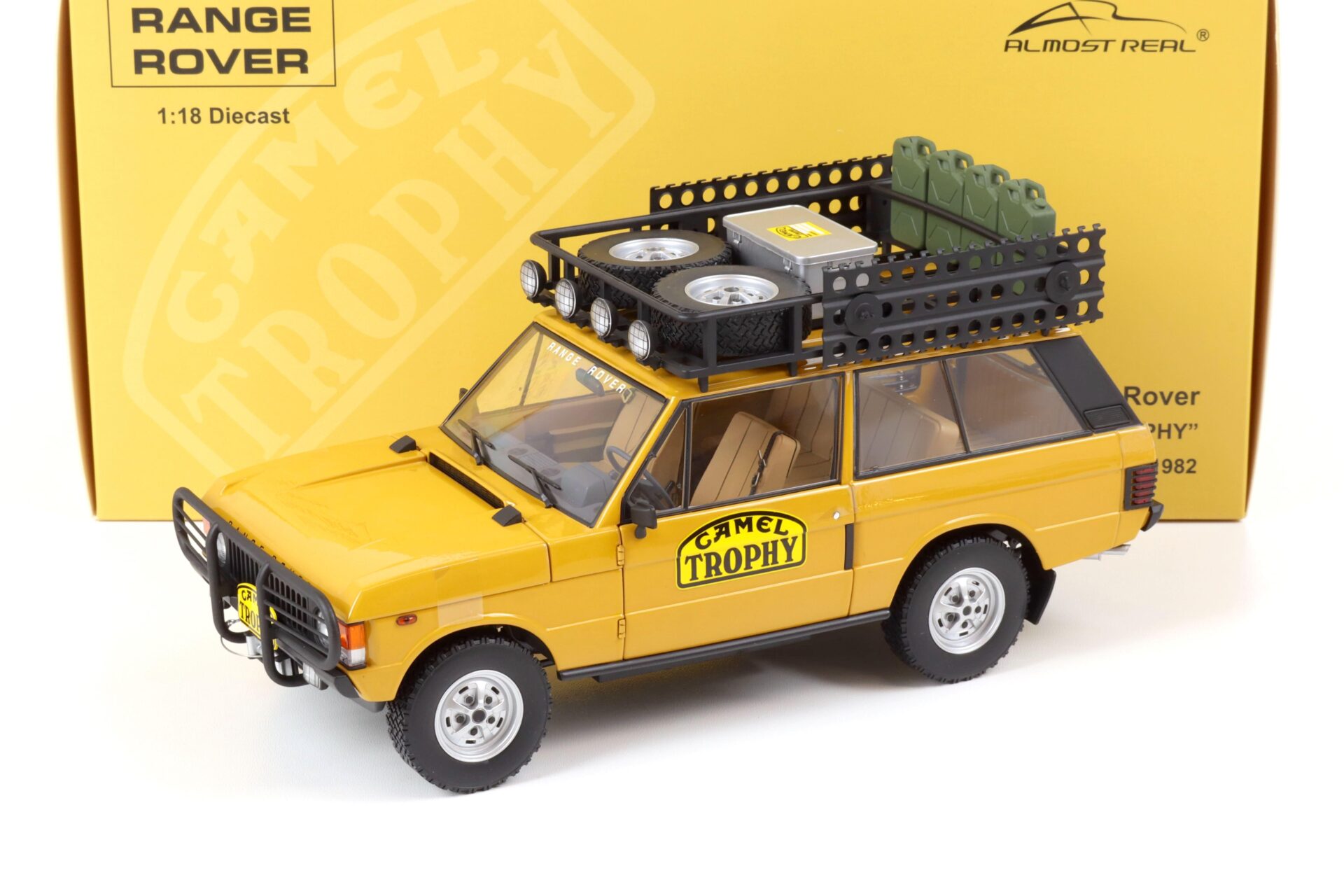 ID 66711 orig.jpg 1:18 Almost Real Land Rover Range Rover "Camel Trophy" Papua New Guinea 1982
