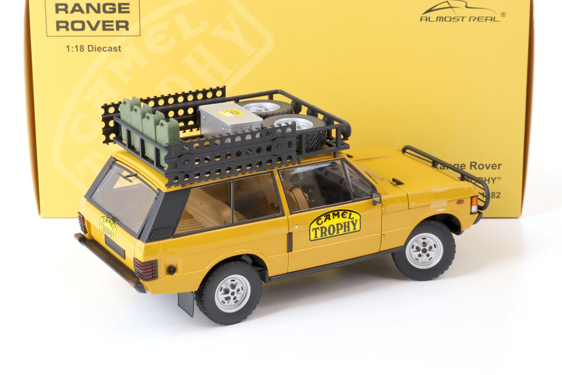 1:18 Almost Real Land Rover Range Rover "Camel Trophy" Papua New Guinea 1982