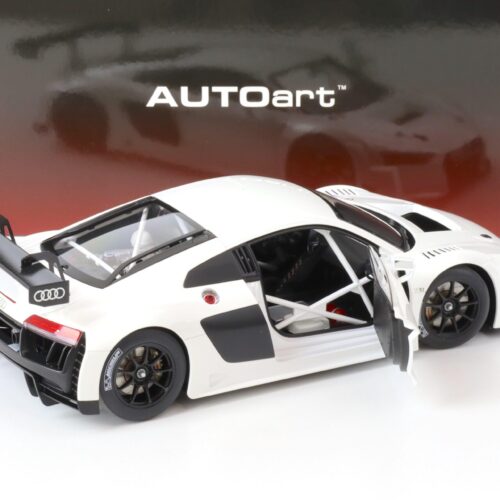 1:18 AUTOart Audi R8 LMS FIA GT GT3 Plain Color Version white 81602 - Image 4