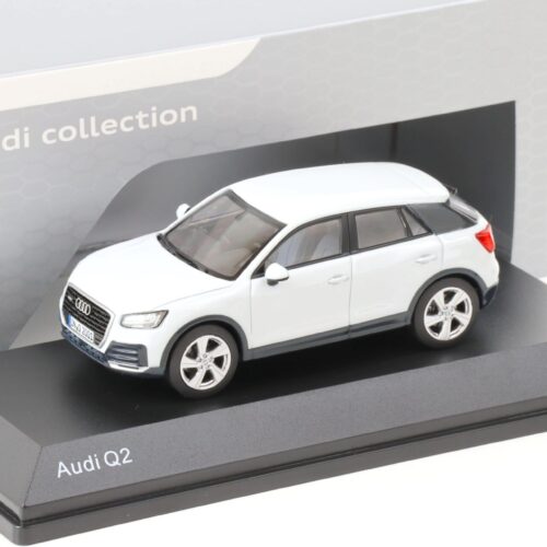 1:43 iScale Audi Q2 SUV Glacier white metallic 2016 DEALER VERSION