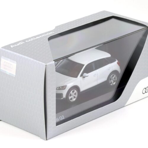 1:43 iScale Audi Q2 SUV Glacier white metallic 2016 DEALER VERSION
