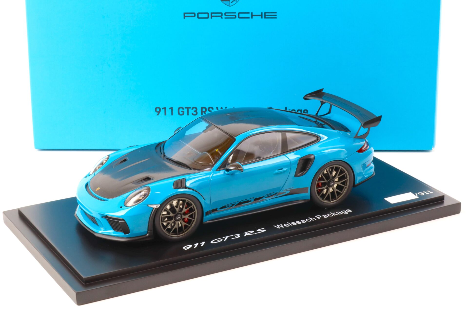 ID 69503 orig.jpg 1:18 Spark Porsche 911 (991) GT3 RS Weissach Package Miami blue DEALER VERSION