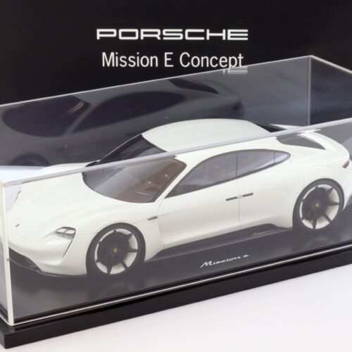 1:18 Spark Porsche Mission E Concept white metallic DEALER VERSION