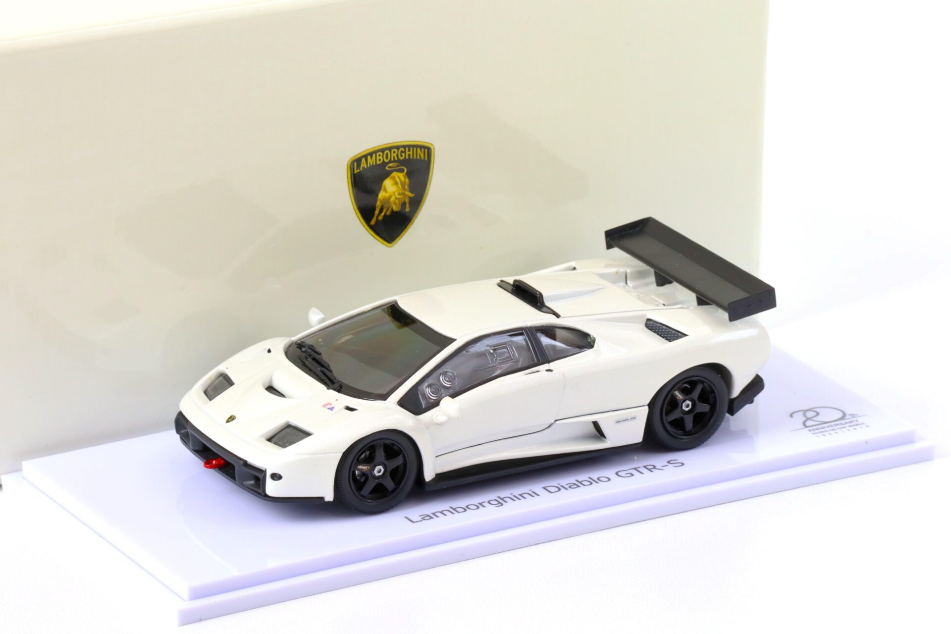 1:43 Kyosho Lamborghini Diablo GTR-S pearl white 03215PW