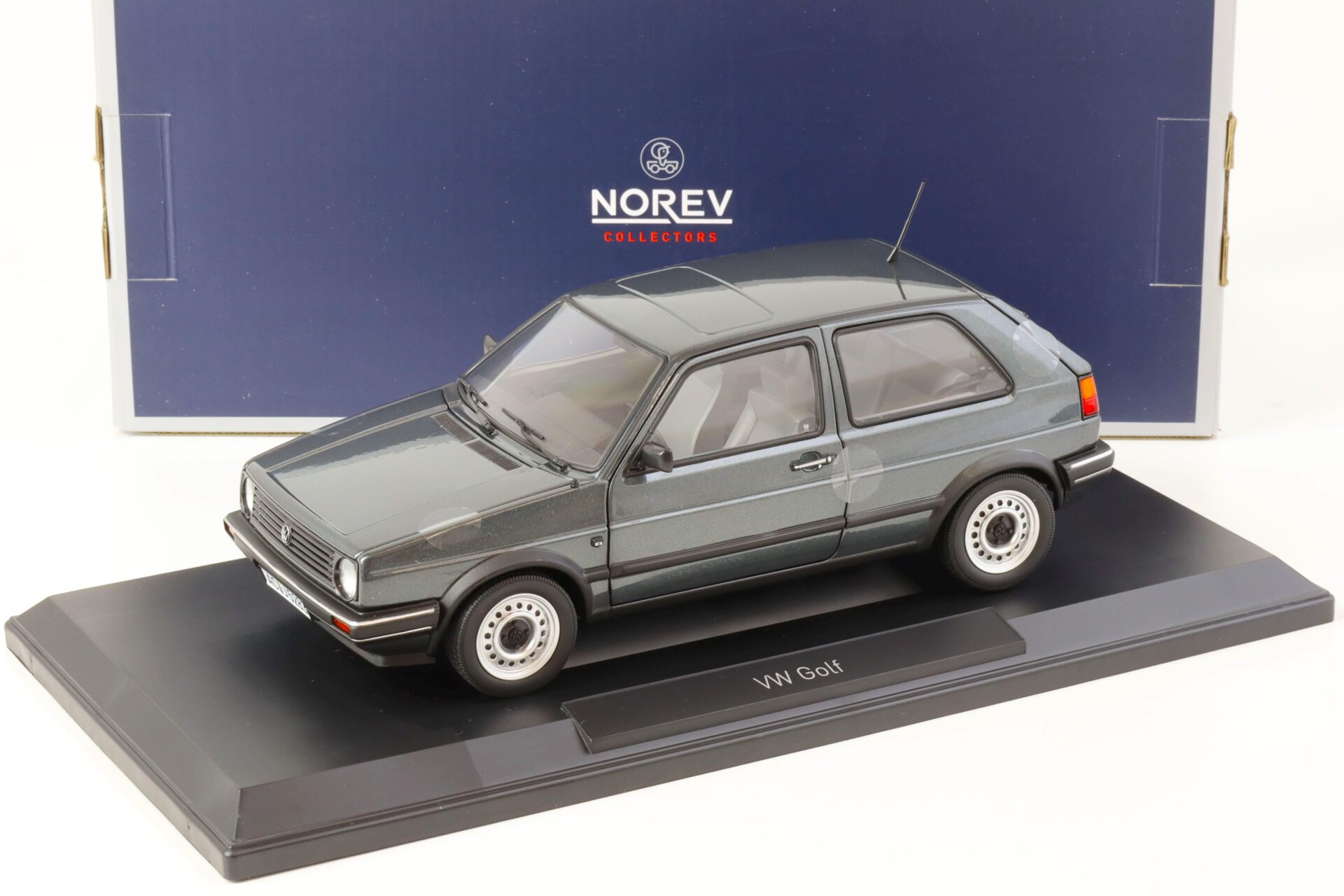 1:18 Norev VW Golf 2 II CL 1988 grey metallic 188556