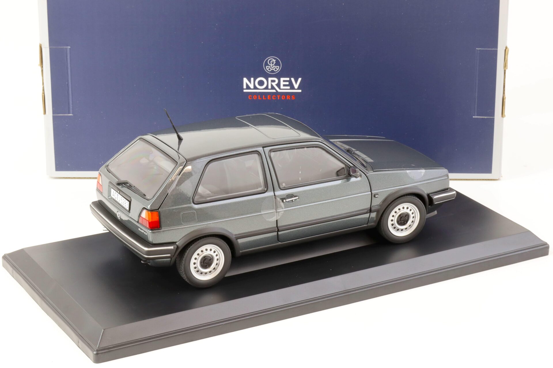 1:18 Norev VW Golf 2 II CL 1988 grey metallic 188556