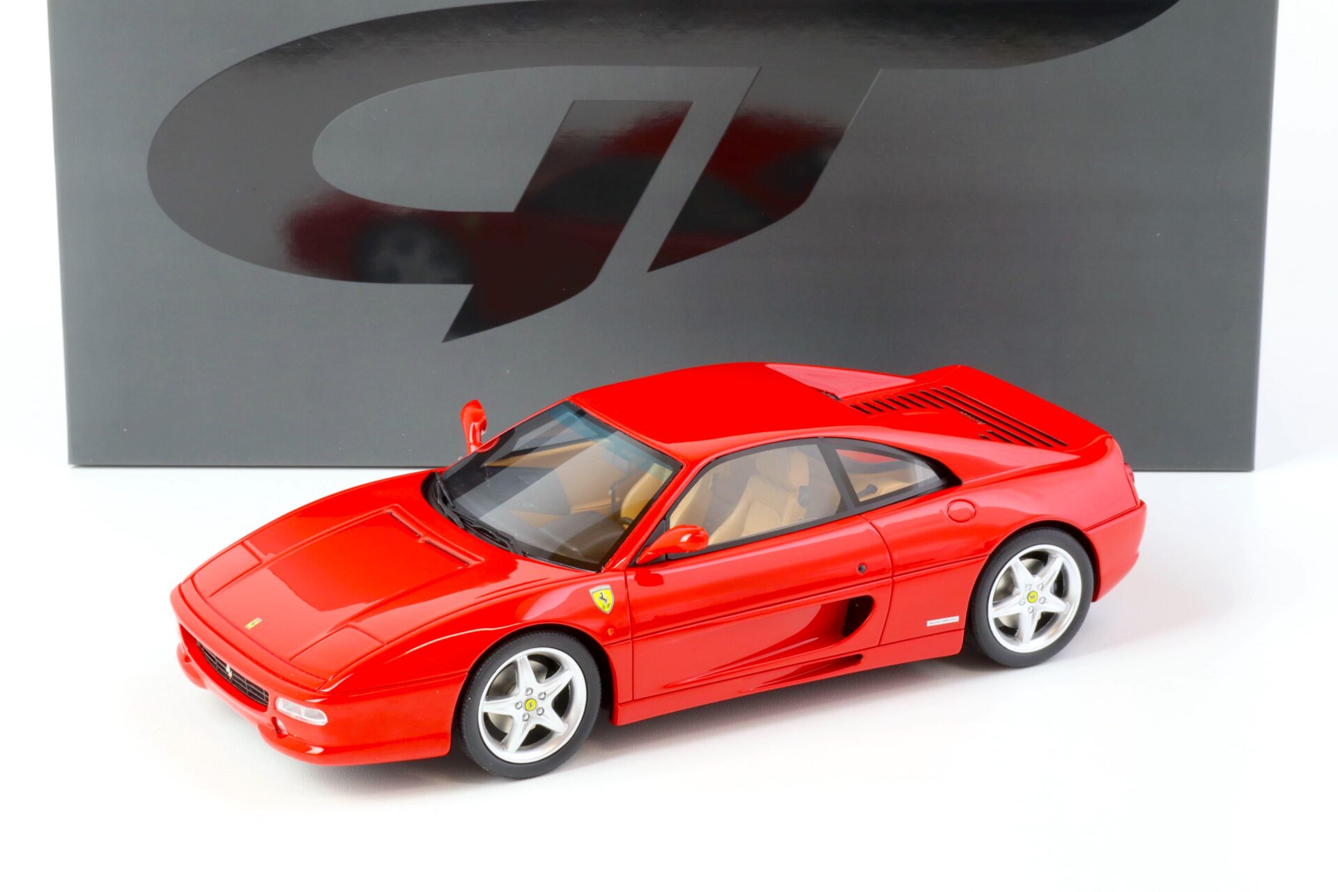 ID 69956 orig 1.jpg 1:18 GT Spirit GT349 Ferrari F355 GTB Berlinetta Coupe 1995 red