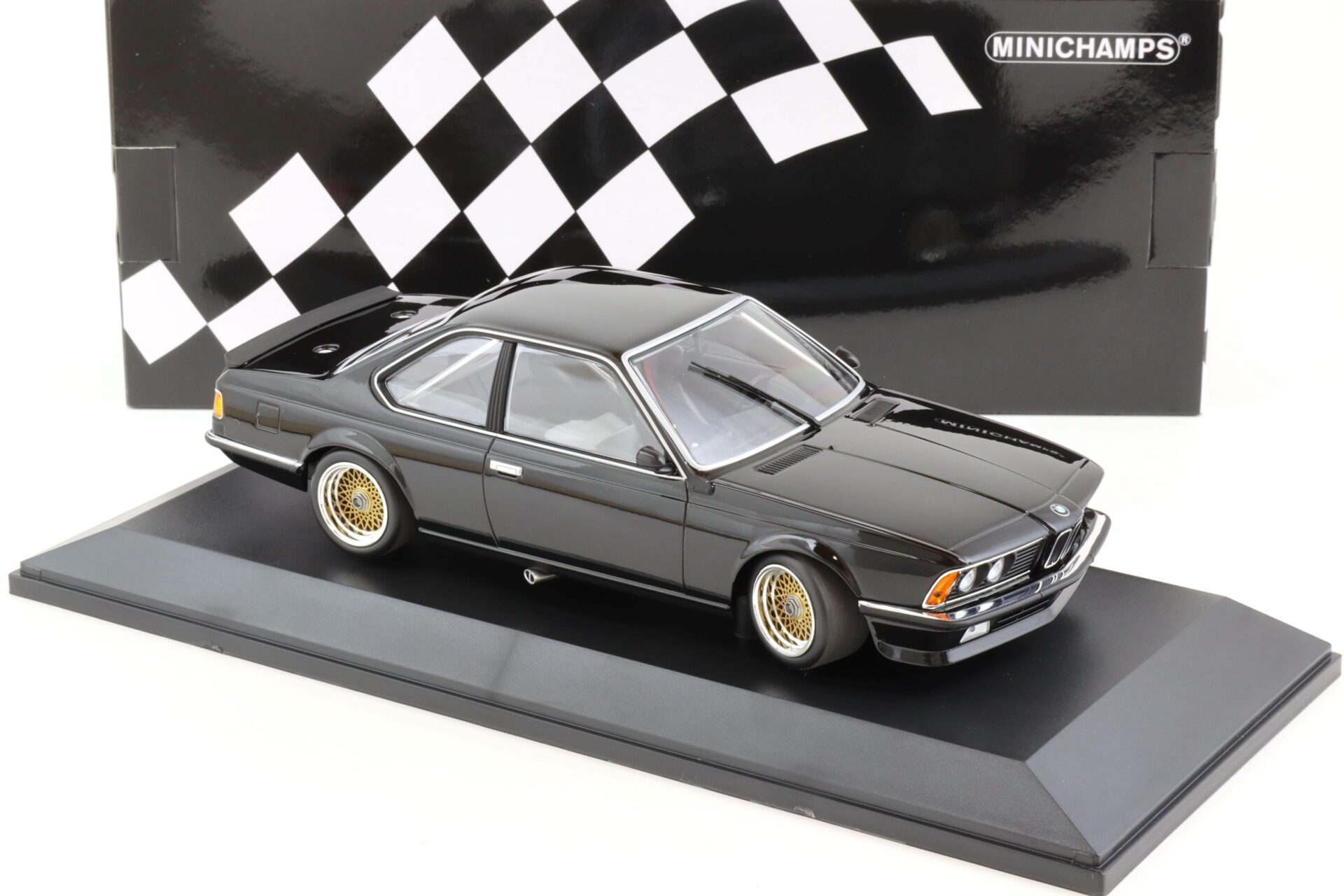 ミニチャンプス 1/18  635 CSI DTM/ETC1983ブラック 1:18 Minichamps BMW 635 CSi DTM/ ETCC 1983 Plain Body black