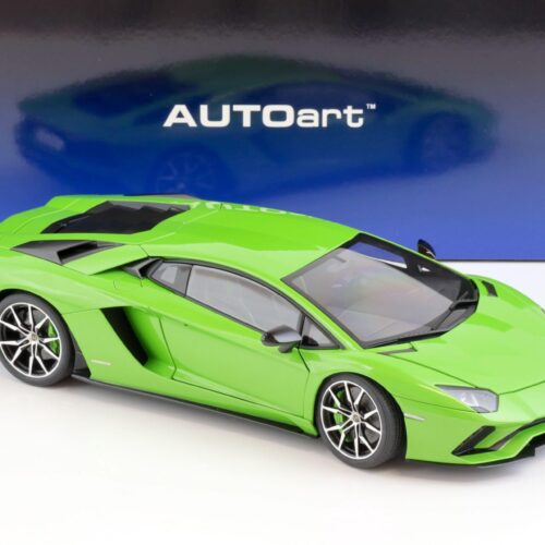 1:18 AUTOart Lamborghini Aventador S Verde mantis/ pearl green - Image 2