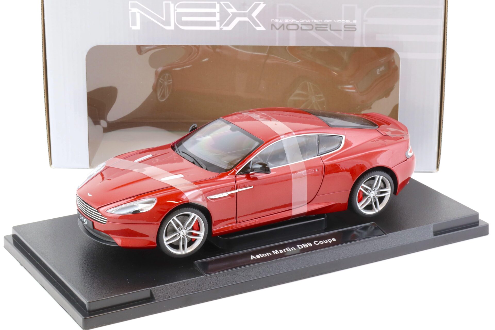 ID 70162 orig.jpg 1:18 Welly NEX Aston Martin DB9 Coupe red metallic