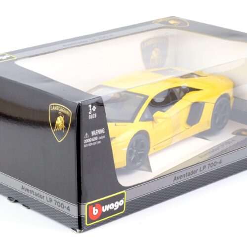 1:18 Bburago Lamborghini Aventador LP 700-4 yellow