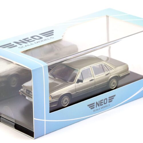 1:43 NEO Audi 200 (Typ 43) Limousine metallic beige 1980