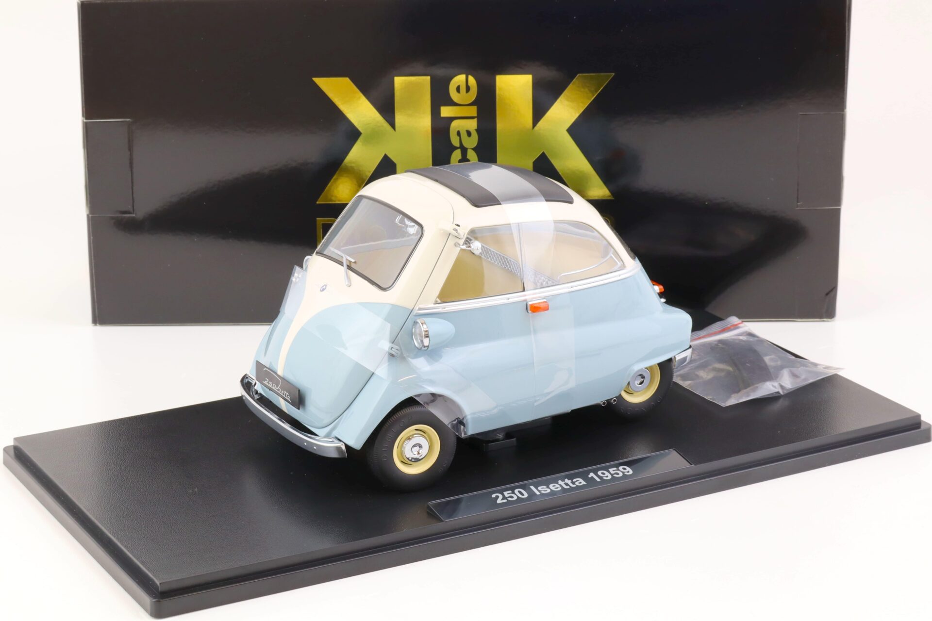 ID 70585 orig.jpg 1:12 KK-Scale BMW Isetta 250 light blue/ white 1959