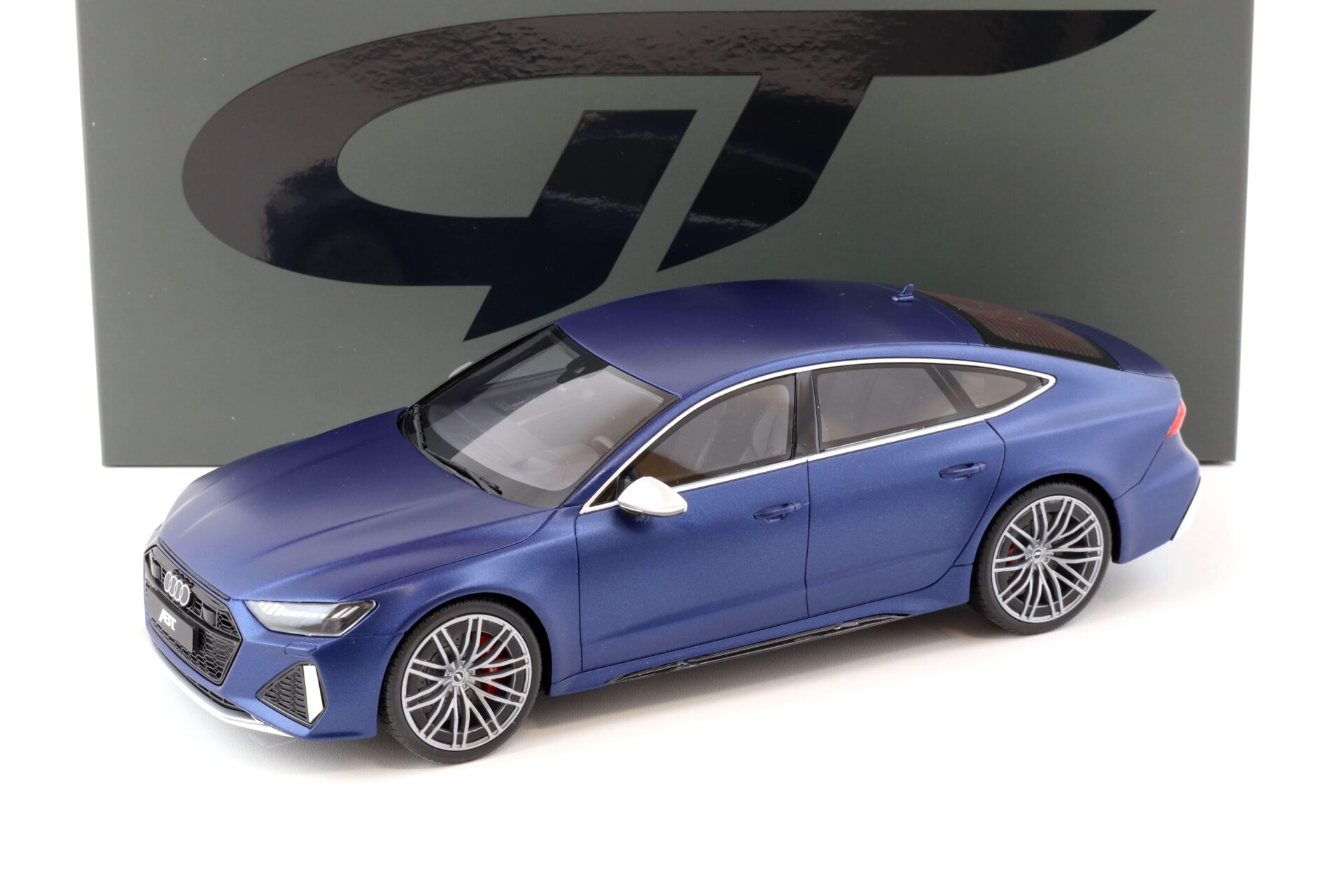 ID 71154 orig.jpg 1:18 GT Spirit GT399 Audi RS7 Sportback ABT Sportsline matt blue metallic
