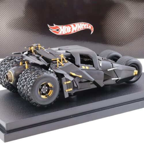 1:18 Hot Wheels BATMAN The Dark Knight Trilogy Batmobile Tumbler black