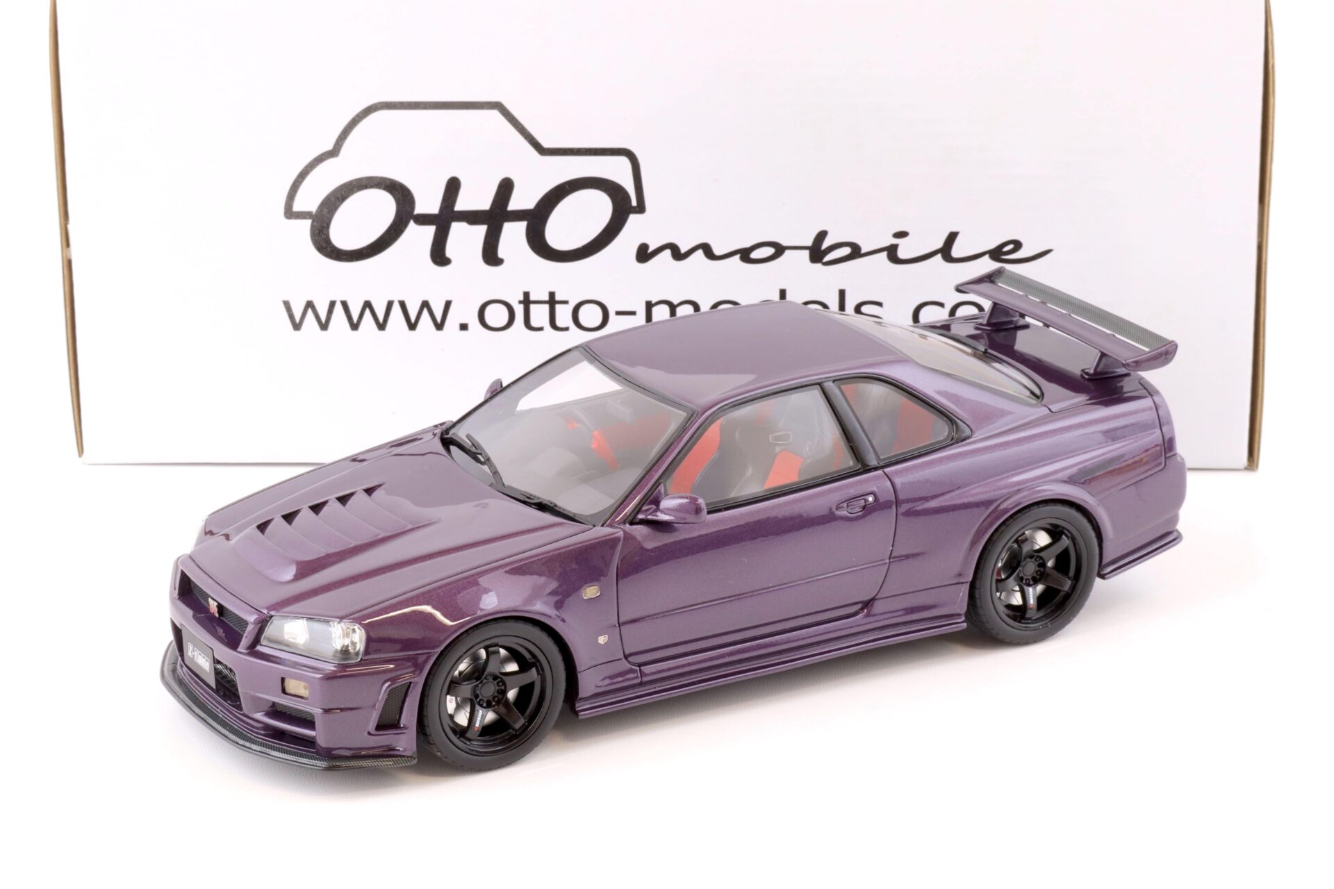 1:18 OTTO mobile OT881 Nissan Skyline GT-R R34 Nismo Z-Tune purple