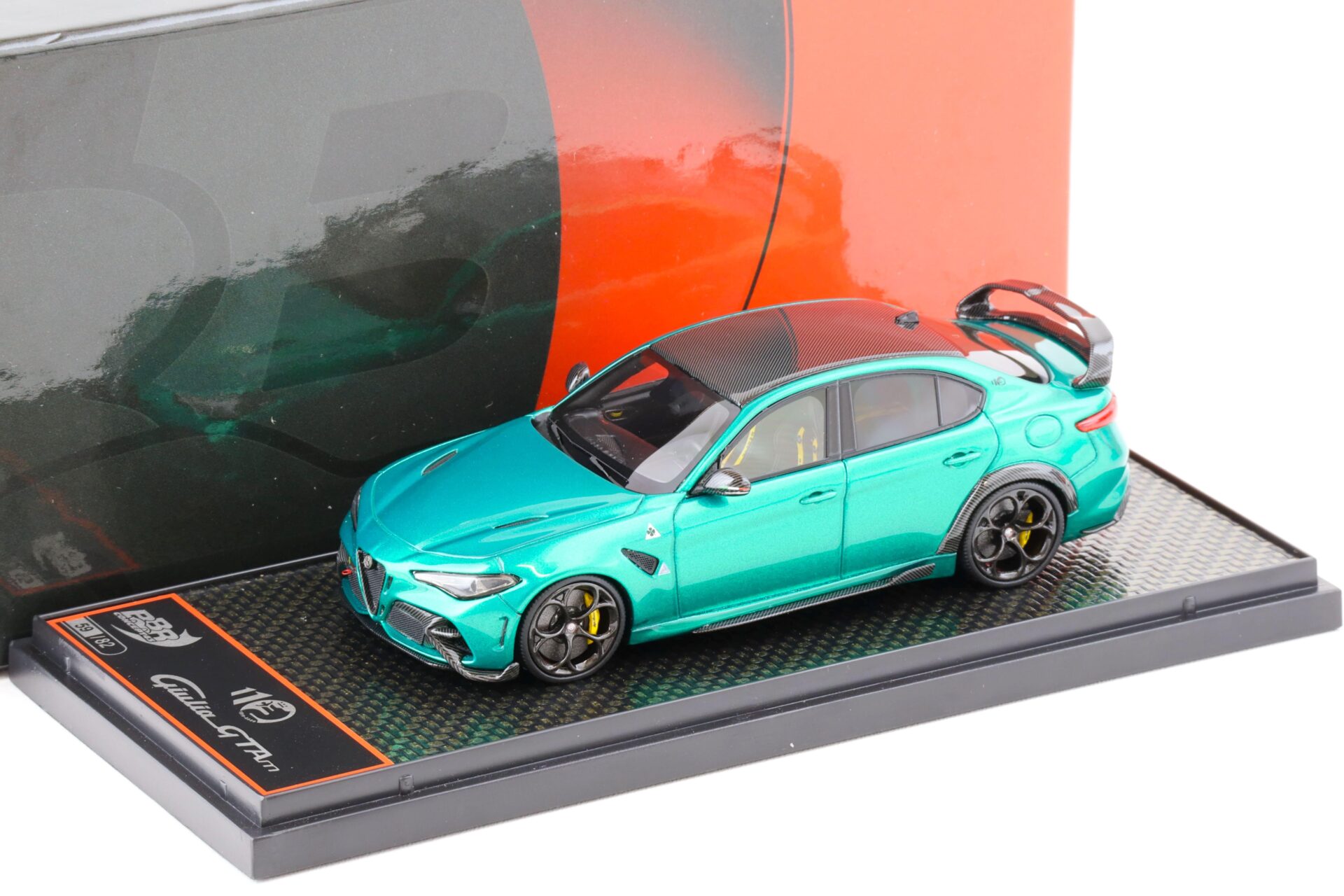 ID 71756 orig.jpg 1:43 BBR Alfa Romeo Giulia GTAm Verde Montreal green - Limited 82 pcs.