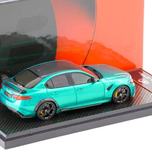 1:43 BBR Alfa Romeo Giulia GTAm Verde Montreal green - Limited 82 pcs.