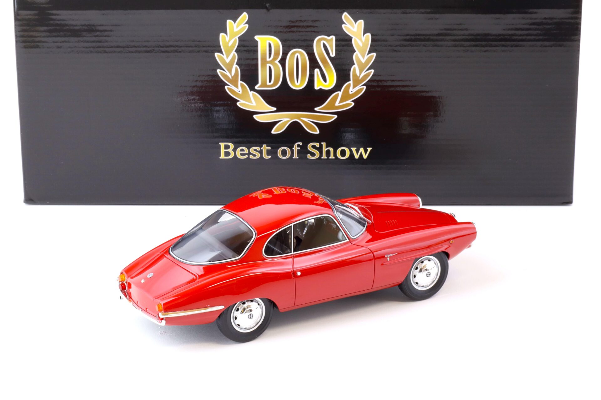 1:18 BOS-Models Alfa Romeo Giulietta SS 1961 red BOS353