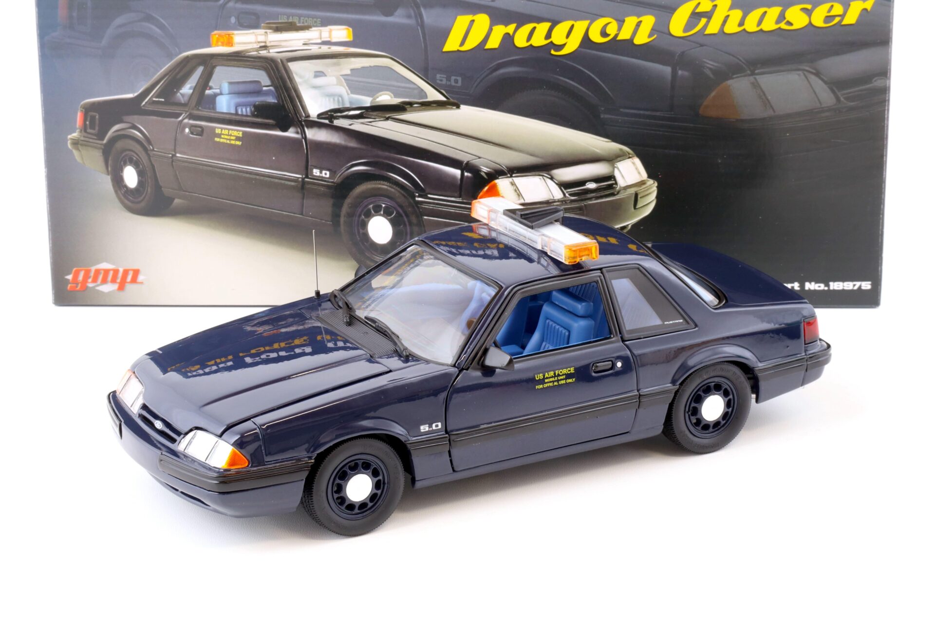 ID 71902 orig.jpg 1:18 GMP 1988 Ford Mustang 5.0 SSP US Air Force U-2 Chase Car Dragon Chaser blue