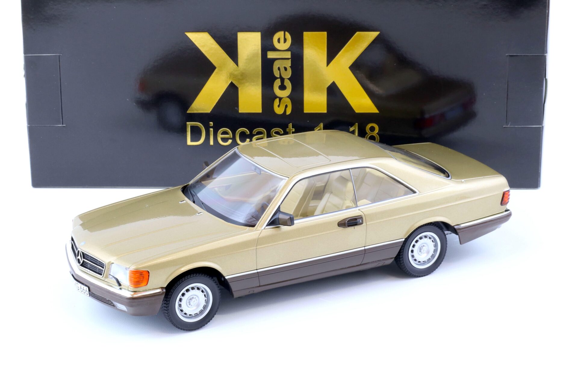 ID 71988 orig.jpg 1:18 KK Scale Mercedes 500 SEC C126 Coupe 1987 gold metallic BANG BOOM BANG