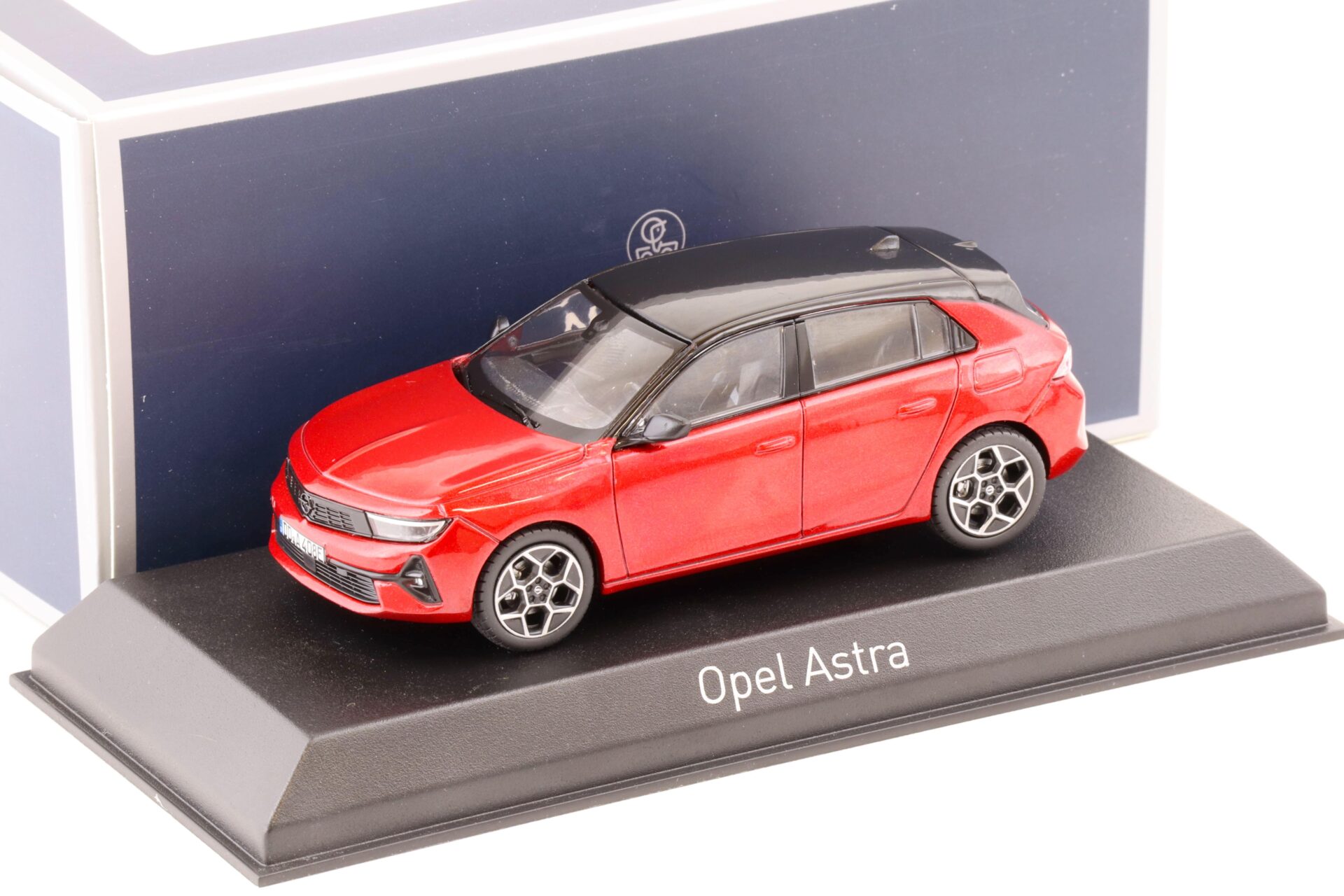 ID 72091 orig.jpg 1:43 Norev Opel Astra 2022 red metallic 360062