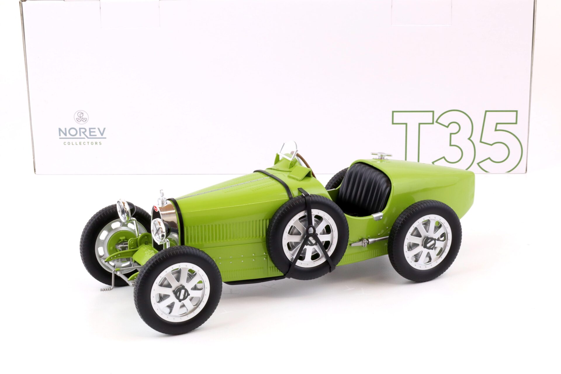 ID 72117 orig.jpg 1:12 Norev Bugatti T35 olive green 1925 - Limited 100 pcs.