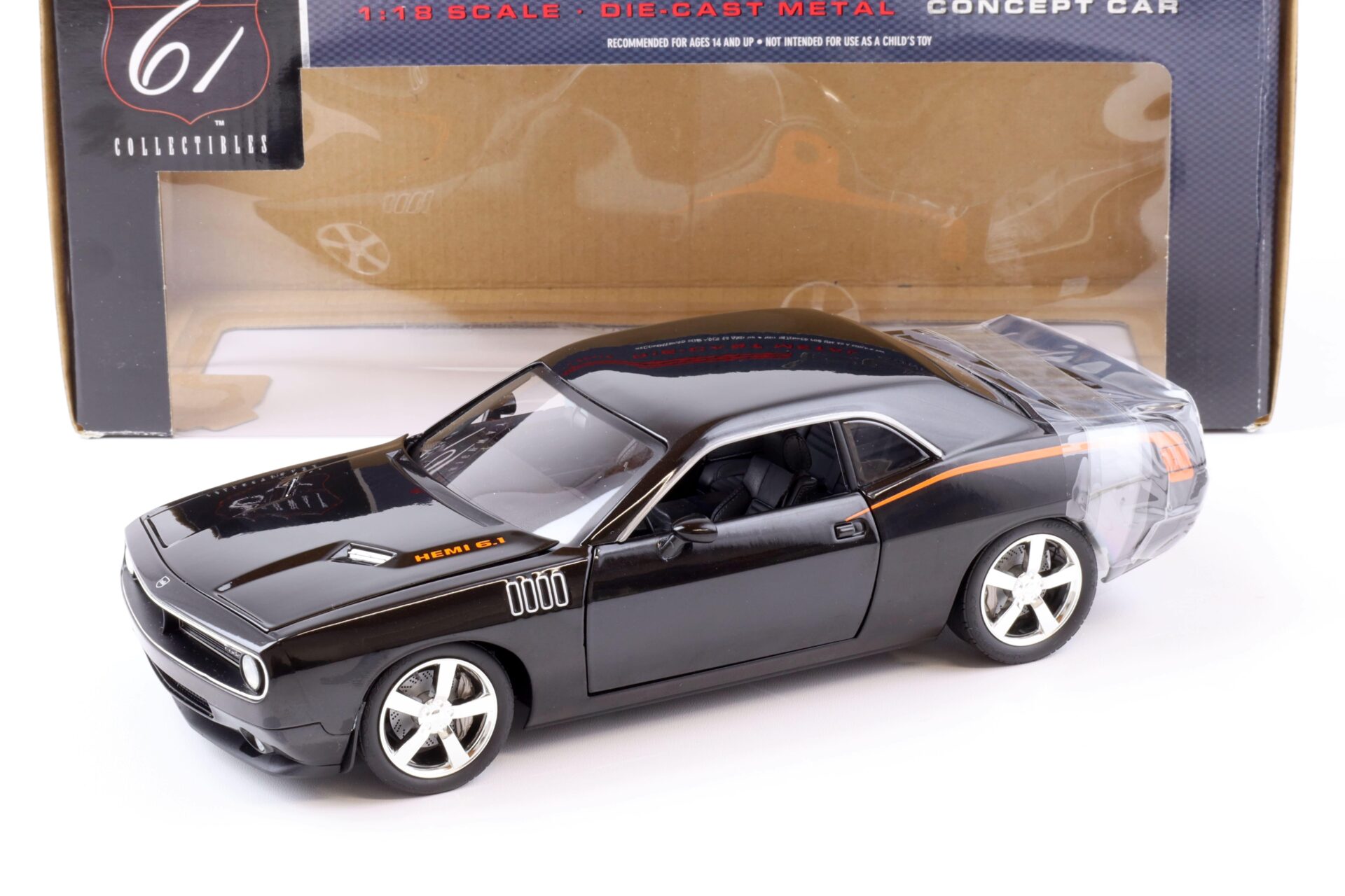 ID 72285 orig.jpg 1:18 Highway61 Plymouth Cuda Concept Hemi 6.1 brilliant black/ orange stripes