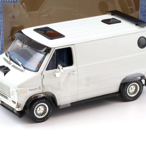 1:16 - 1:18 Highway61 Chevrolet G-Series 1974 Chevy Custom Van white