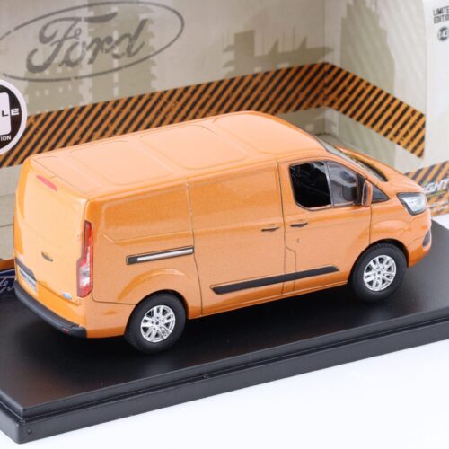 1:43 Greenlight 2018 Ford Transit Custom V362 MCA Sport VAN Kasten orange glow