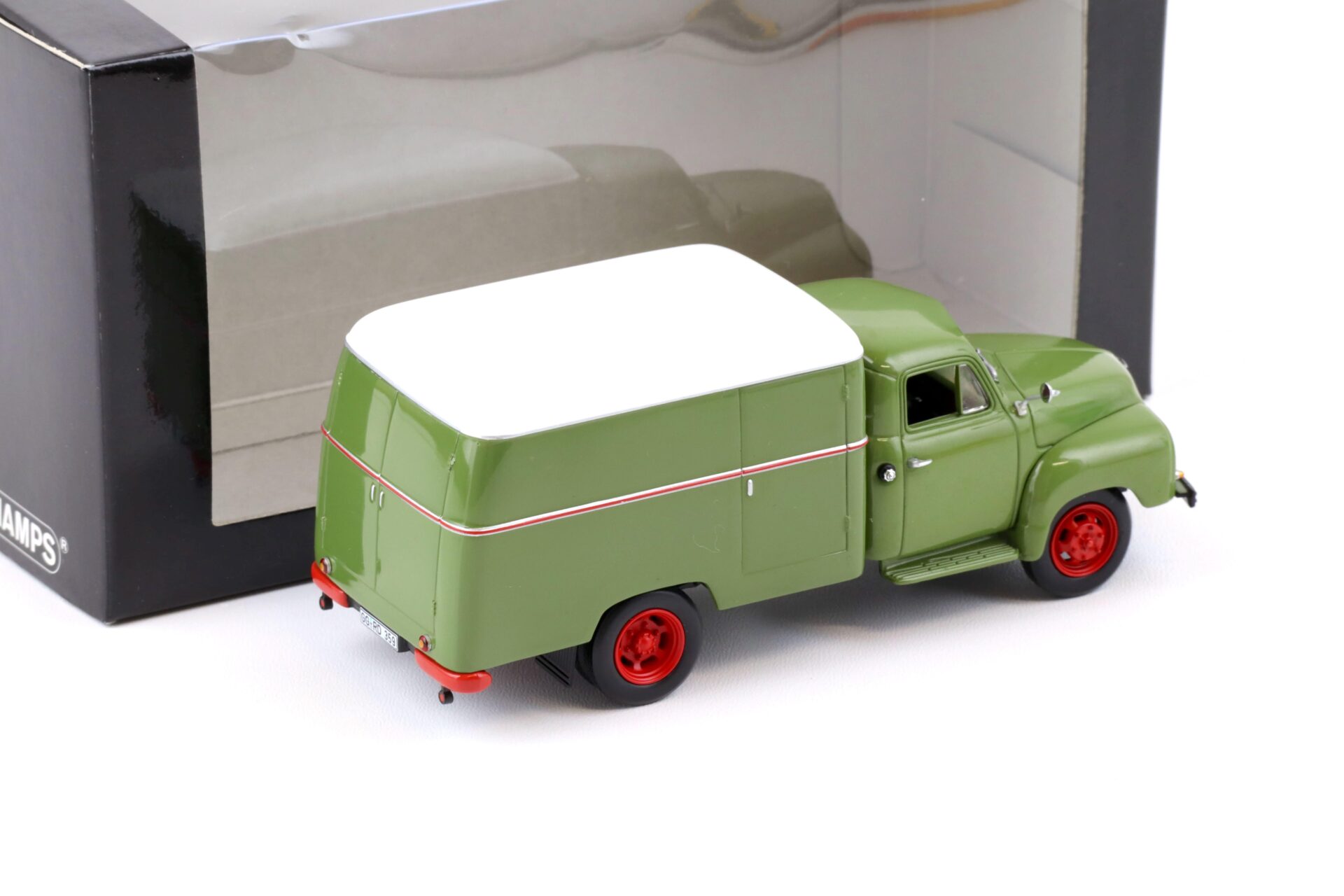 1:43 Minichamps Opel Blitz 1,75t Kofferwagen green/ black