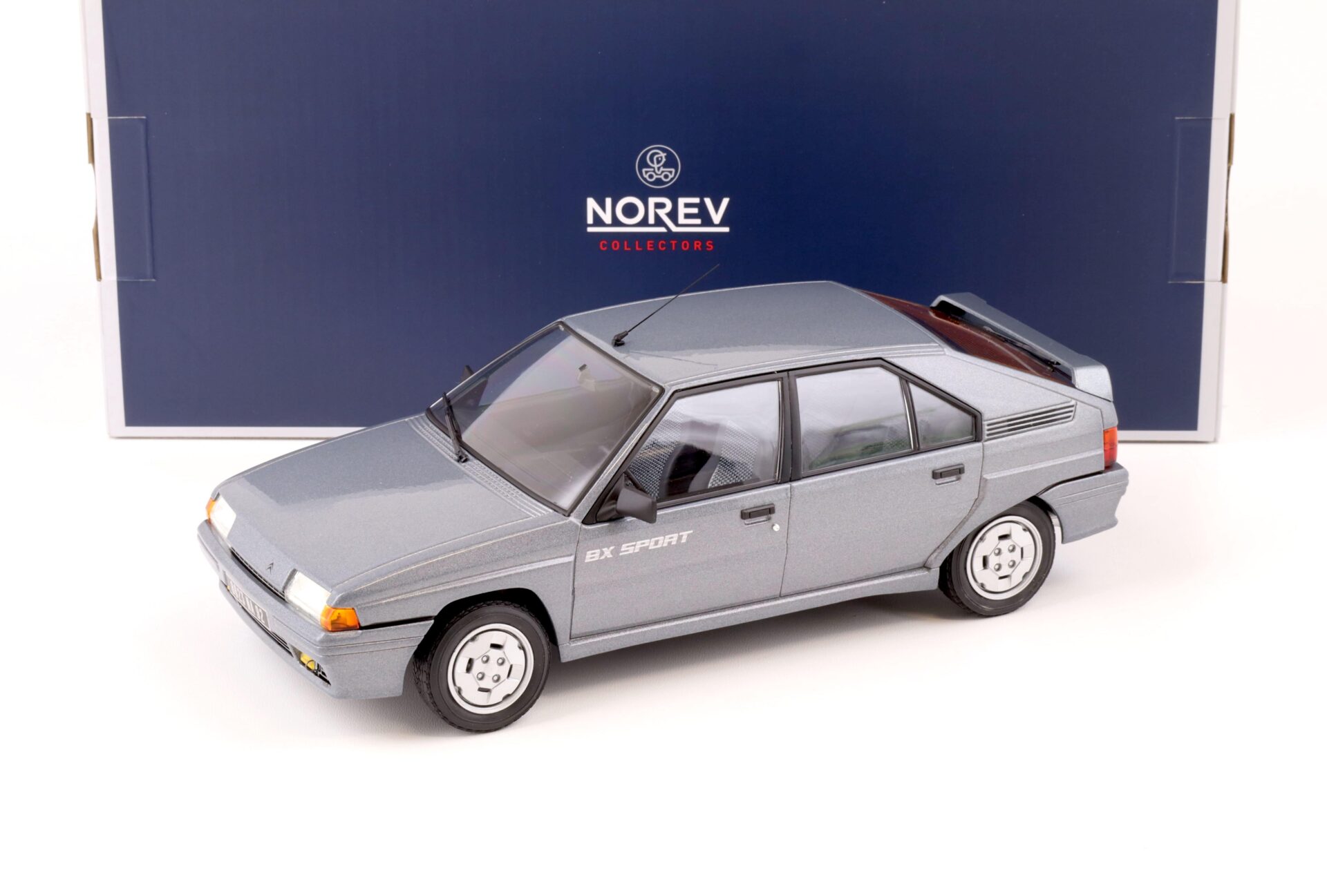 ID 73350 orig.jpg 1:18 Norev Citroen BX Sport 1985 fox grey