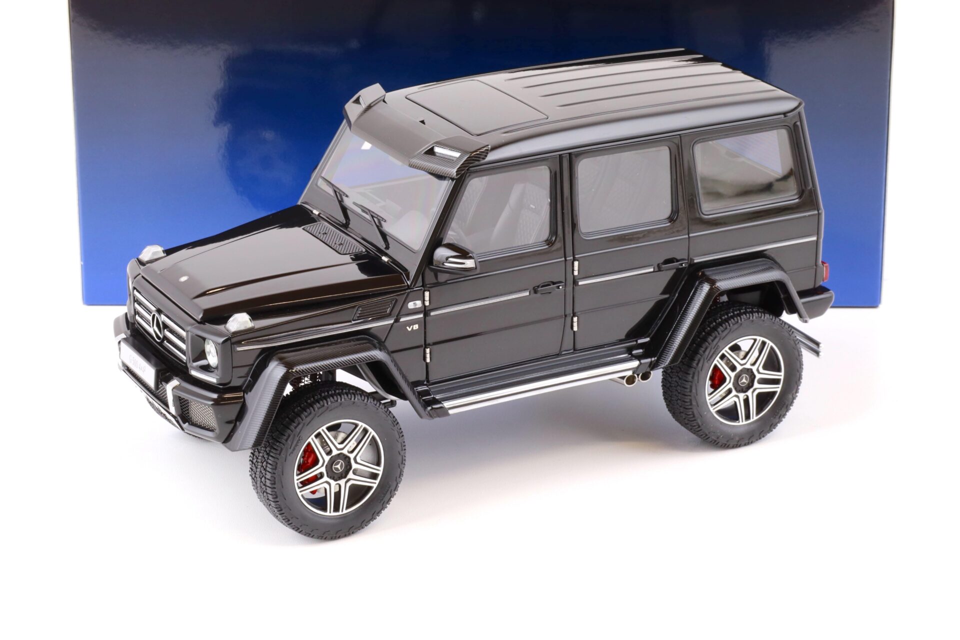 ID 73576 orig.jpg 1:18 AUTOart Mercedes G500 4Ã4² G-Klasse Gloss black 76317