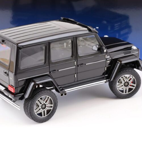 1:18 AUTOart Mercedes G500 4Ã4² G-Klasse Gloss black 76317