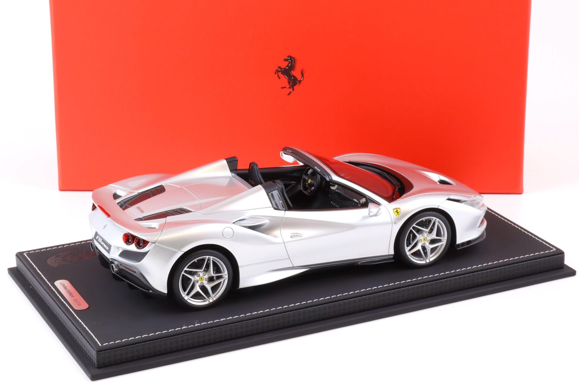 1:18 BBR Ferrari F8 Spider Gloss Argento Nurburgring metallic - Limited 24 pcs.