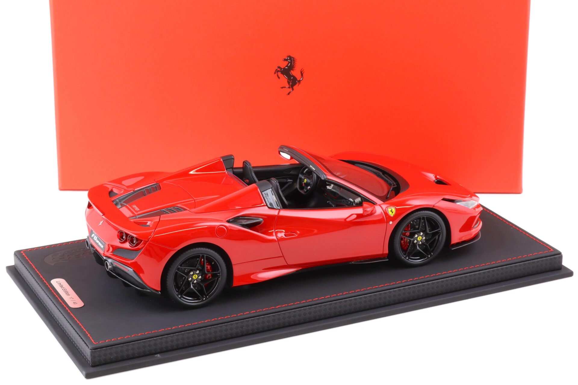 1:18 BBR Ferrari F8 Spider Rosso Corsa 322 red/ black wheels - Limited 40 pcs.