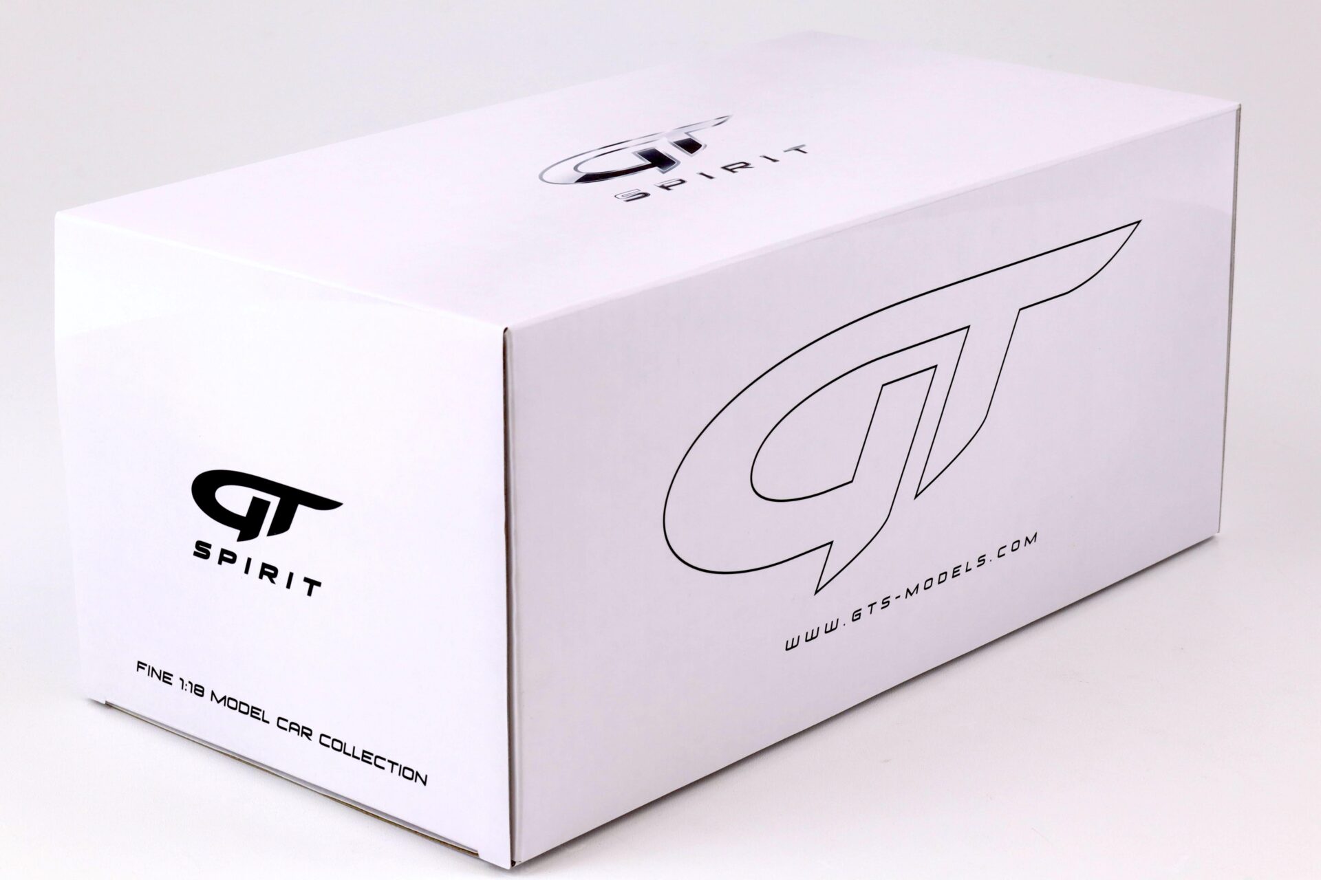 1:18 GT Spirit GT022B Porsche 911 (991) Carrera S Aerokit 2012 white